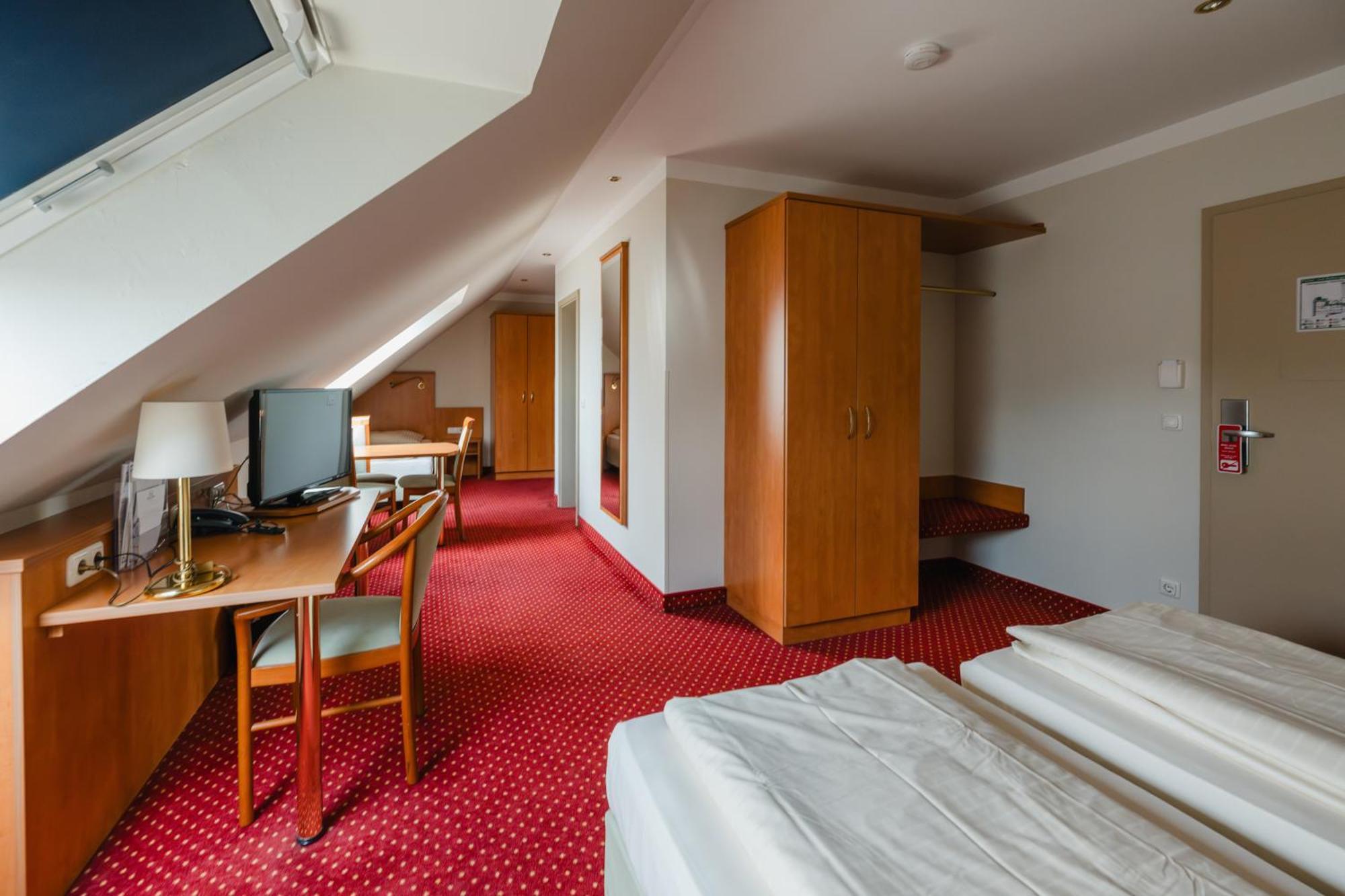 דיסבורג Hotel Mirage מראה חיצוני תמונה