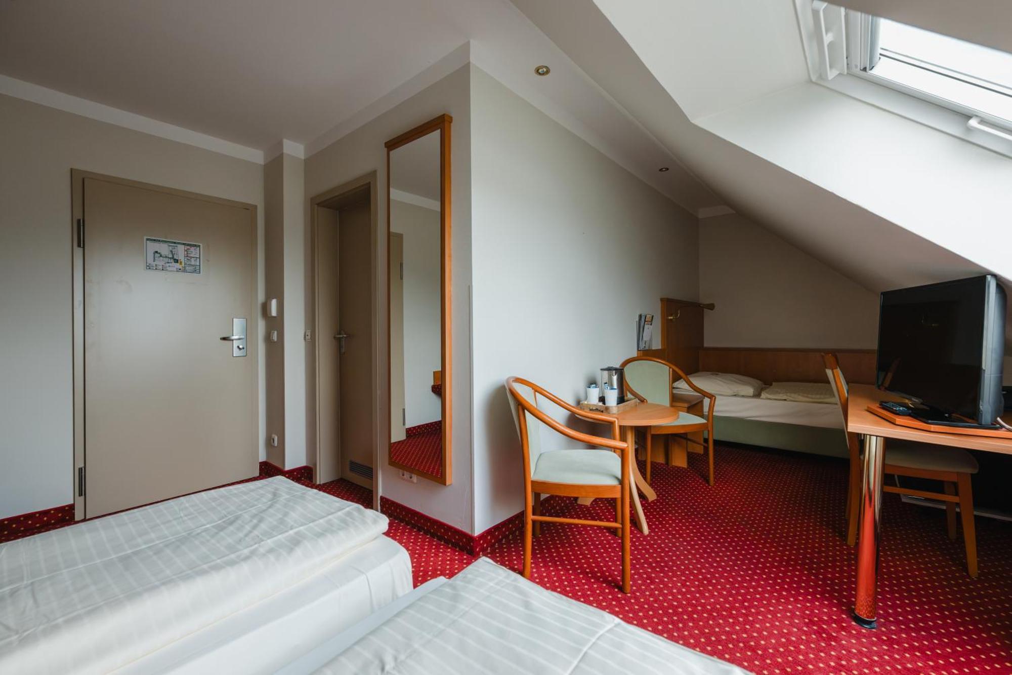 דיסבורג Hotel Mirage מראה חיצוני תמונה
